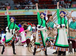 实际上绿凯和骑士只有一个才能成为湖人的对手，湖人该轮休备战