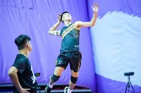 每体：梅西晚饭后去了诺坎普，今晨坐飞机前往国家队报到