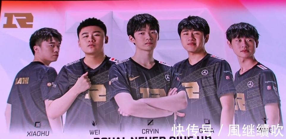 在不经意中 在不经意中